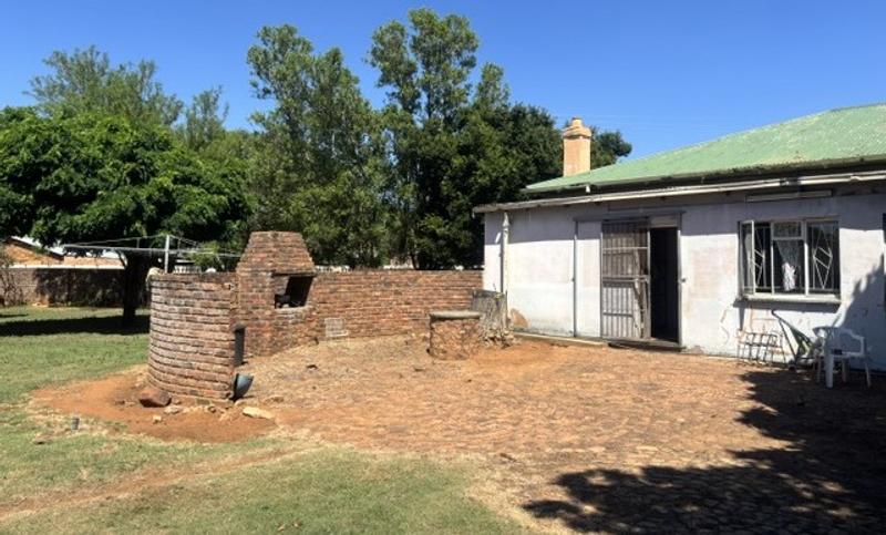 2 Bedroom Property for Sale in Makwassie North West